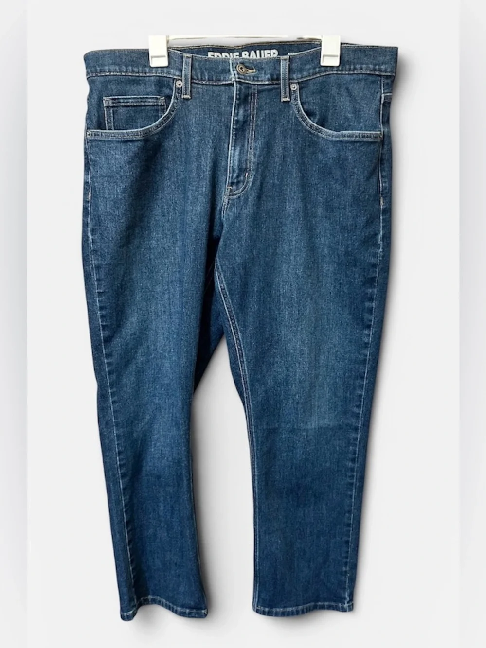 Eddie Bauer Men's Straight-Leg Jeans in Dark Blue Size 38x29